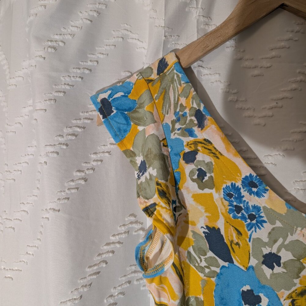Loft Outlet Flutter Sleeve Double V Neck Floral Shift Dress, Size XSP - Picture 4 of 6